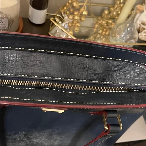 Price firm- Navy Blue Dooney & Bourke Women's Tote Bag dark blue Price Firm - Picture 11 of 13